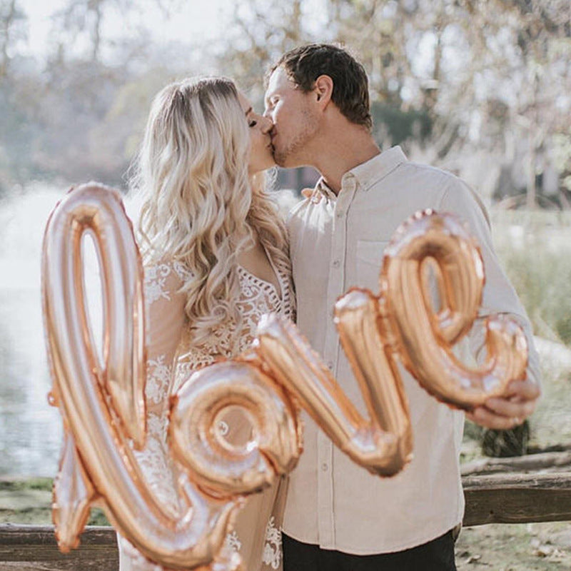 love heart foil balloon - MRSLM