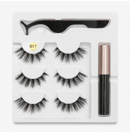 A Pair Of False Eyelashes With Magnets In Fashion - MRSLM