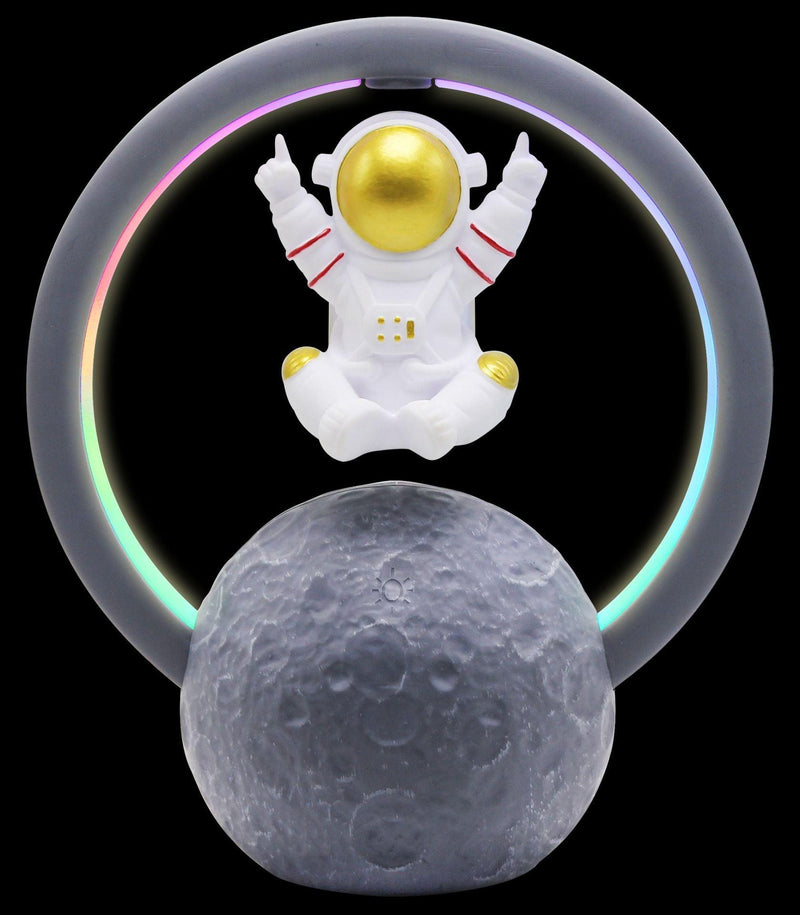 Levitation astronaut Bluetooth speaker, view 2 - MRSLM