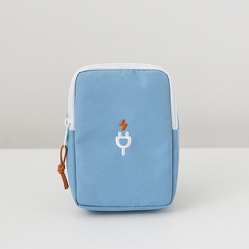 Portable travel gadget storage bag, view 17 - MRSLM