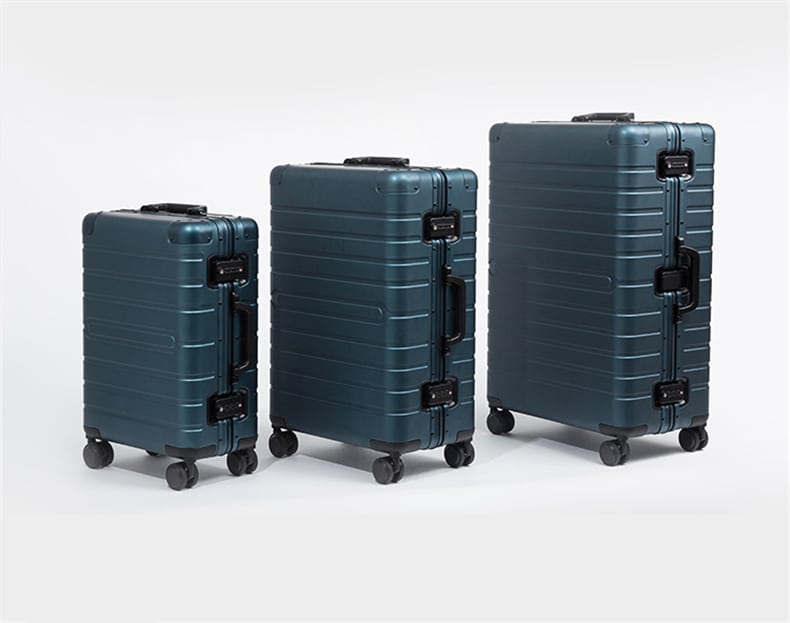 wheeled aluminum travel suitcase, view 11 - MRSLM