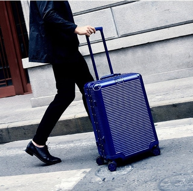aluminum frame luggage, view 2 - MRSLM