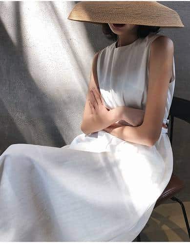 K-Fashion Women's Dress in White and Black